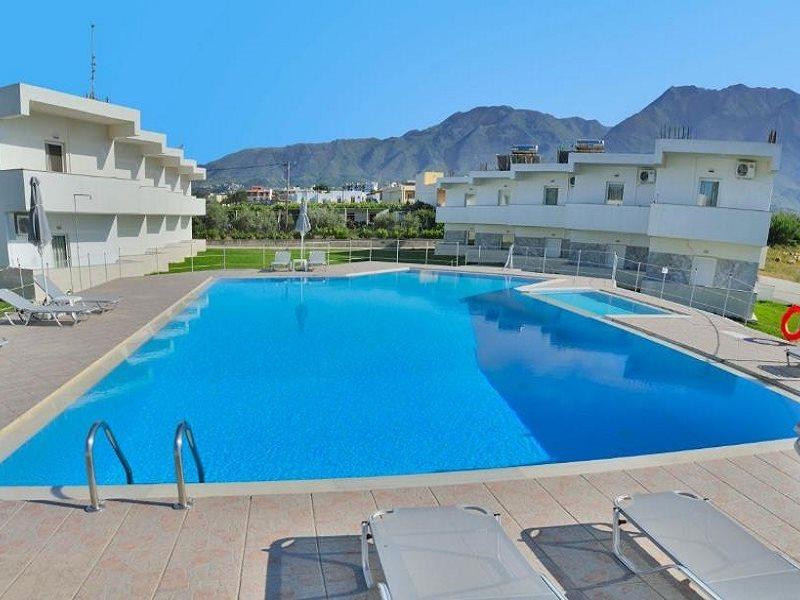 Reina Apartments جورجيوبوليس المظهر الخارجي الصورة