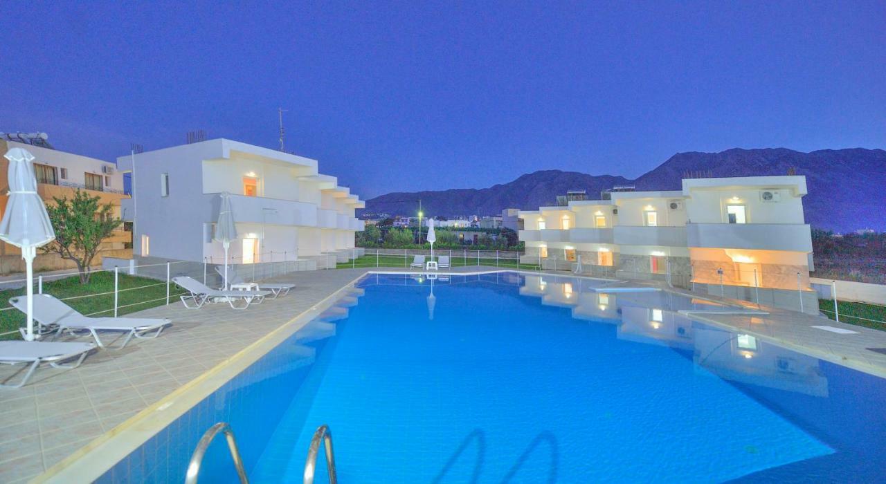 Reina Apartments جورجيوبوليس المظهر الخارجي الصورة
